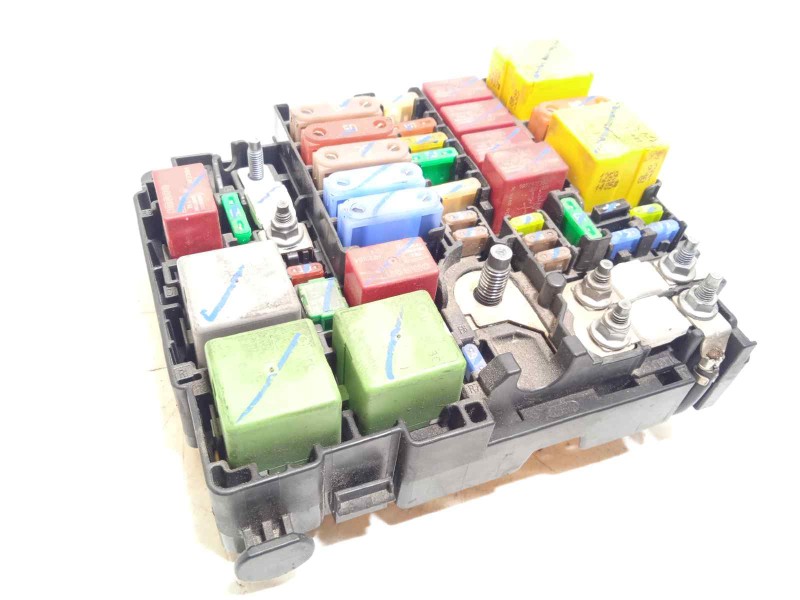 CAJA RELES / FUSIBLES 9804848580 