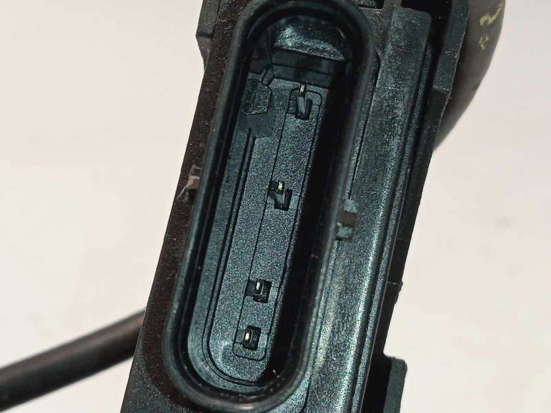 Recambio de cerradura puerta trasera derecha para peugeot 308 1.6 allure hybrid referencia OEM IAM 9835418280 - Verde 4