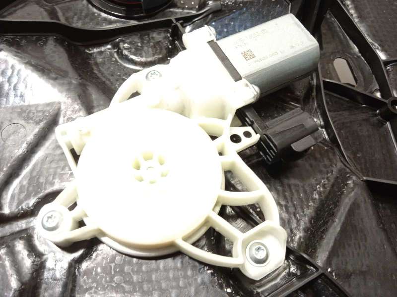 Recambio de elevalunas delantero izquierdo para ford focus 1.5 ecoblue tdci cat referencia OEM IAM JX7BA23201CG - Blanco 2