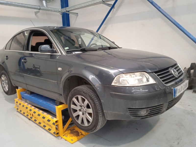 VOLKSWAGEN PASSAT B5.5 (3B3)