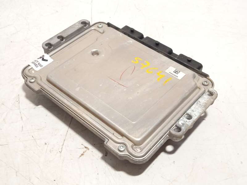 Recambio de centralita motor uce para mazda 3 sedán (bk) 1.6 di turbo (bk12y) referencia OEM IAM 6M6112A650BA  0281012530 - Gris 2