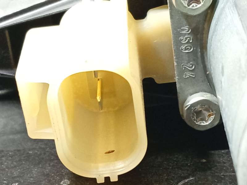 Recambio de elevalunas delantero izquierdo para ford kuga iii (dfk) 1.5 ecoboost referencia OEM IAM 2682137 - Blanco 3