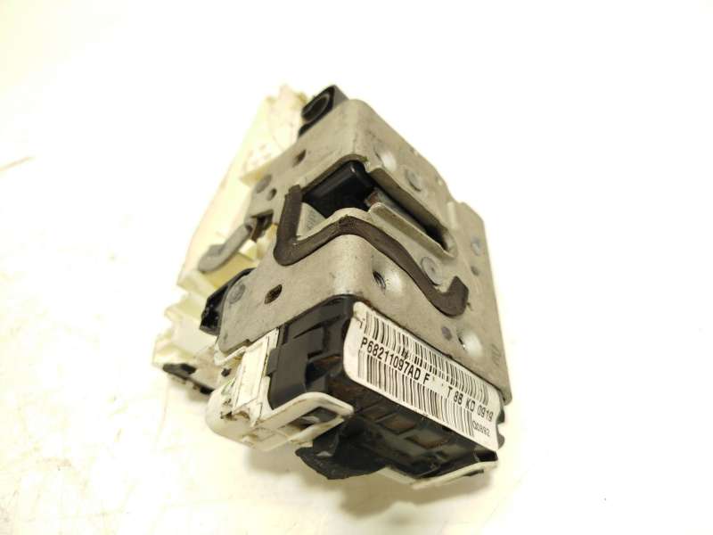 CERRADURA PUERTA DELANTERA IZQUIERDA 68211097AD 