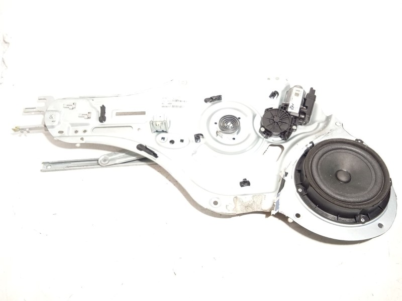 ELEVALUNAS DELANTERO IZQUIERDO 824703U120 402395B 