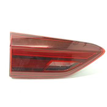 PILOTO TRASERO IZQUIERDO INTERIOR 2G0945093D L560187