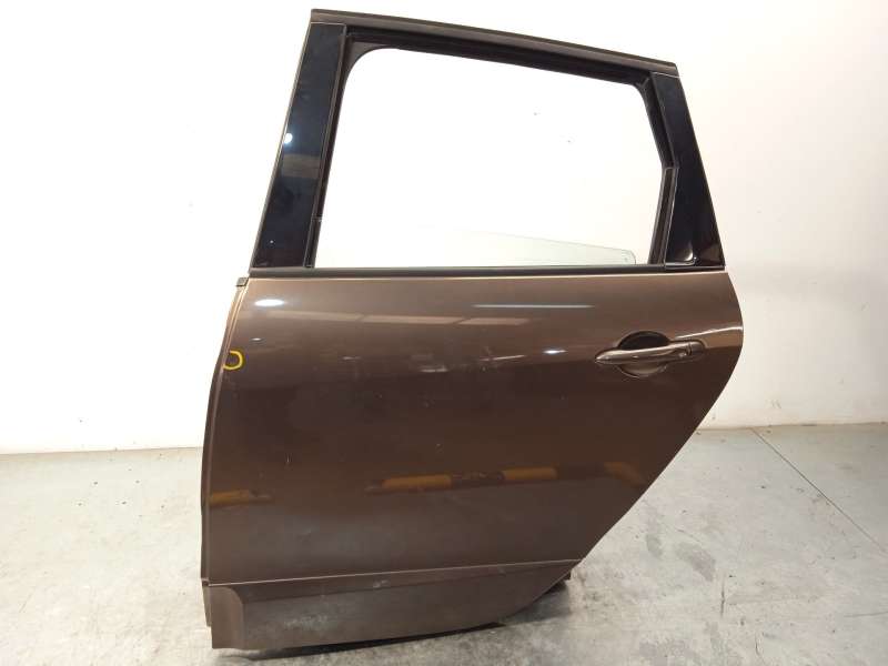 PUERTA TRASERA IZQUIERDA 821017991R 