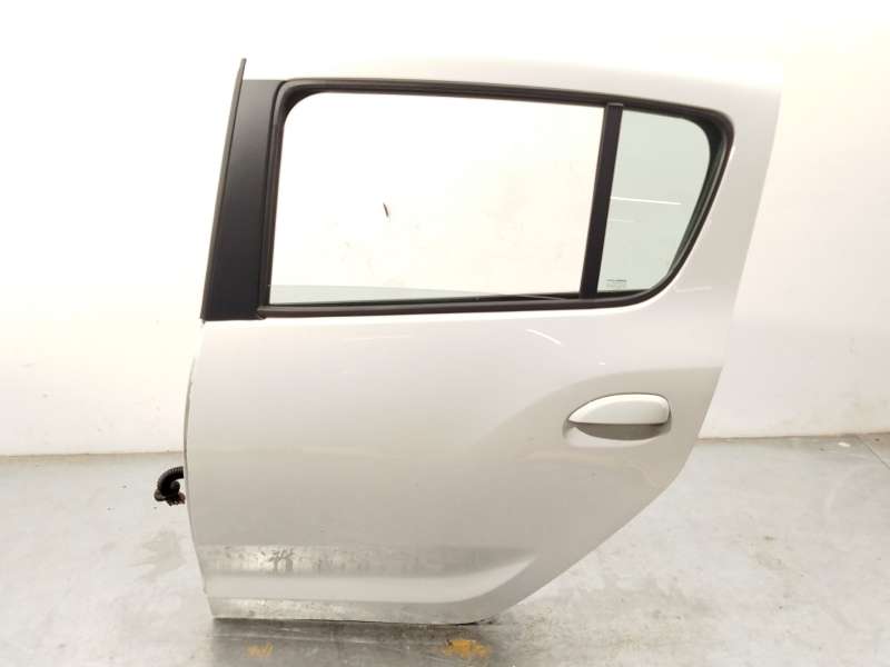 PUERTA TRASERA IZQUIERDA 821017625R 