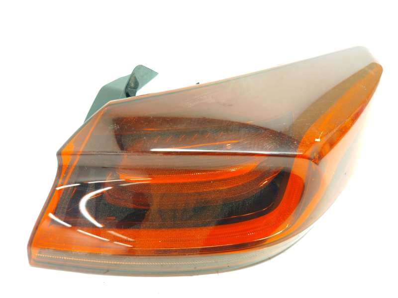 Recambio de piloto trasero derecho para kia xceed 1.4 tgdi cat referencia OEM IAM 92402J7300 2