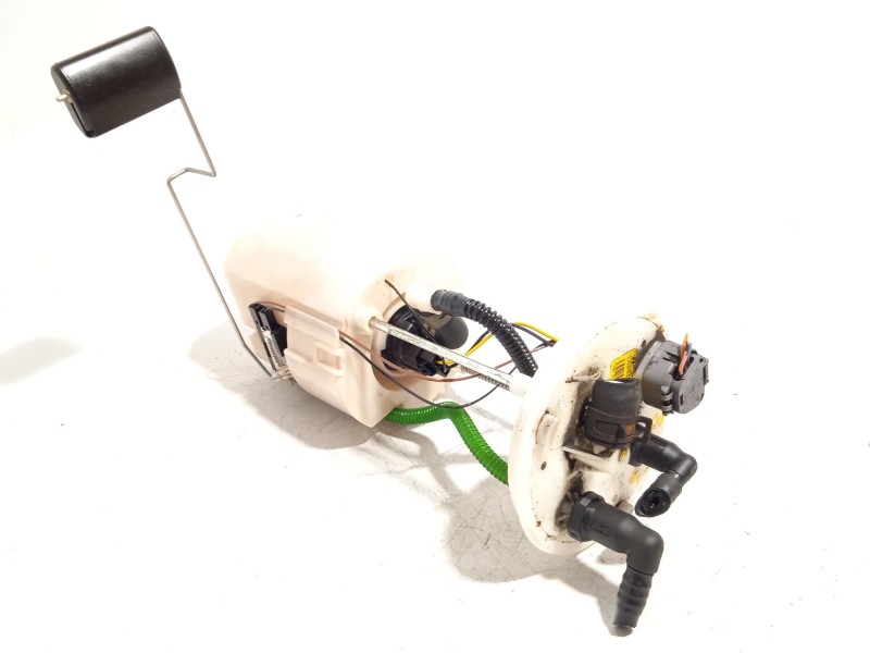 BOMBA COMBUSTIBLE 311102Y000 1001880209