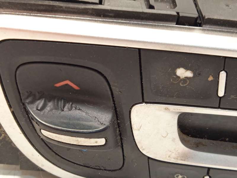Recambio de mando climatizador para renault scénic iii (jz0/1_) 1.5 dci referencia OEM IAM 275109409R - Blanco 4