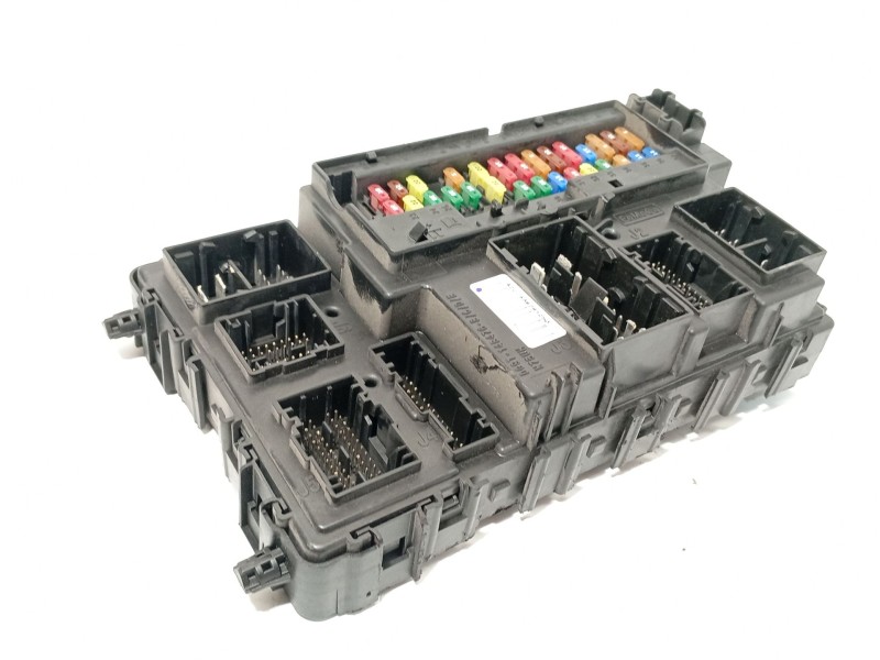 CAJA RELES / FUSIBLES FU5T15604CAL 2025000 A2C7438291250