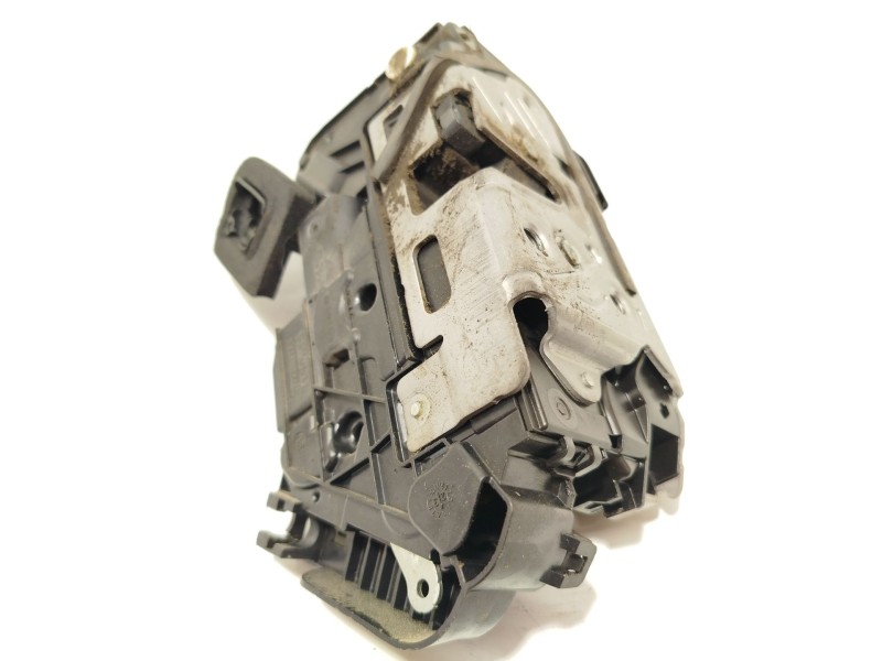 CERRADURA PUERTA TRASERA DERECHA 5TA839016Q 