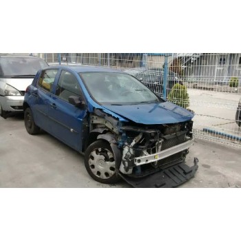 RENAULT CLIO III de desguace
