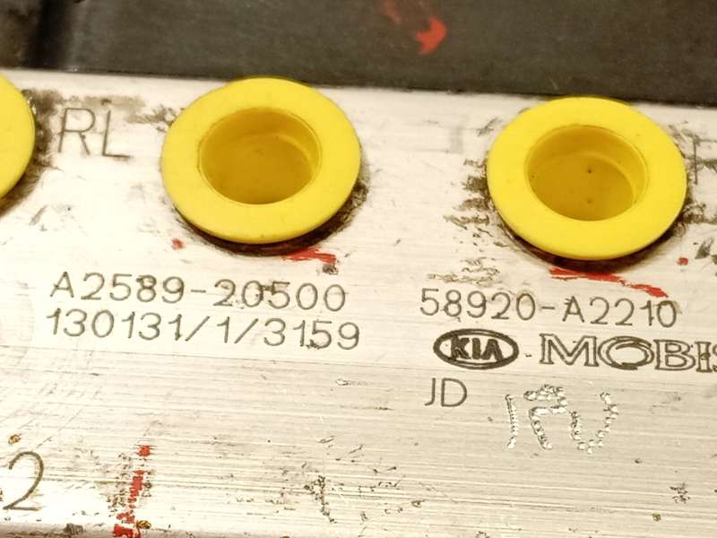 Recambio de abs para kia cee'd concept referencia OEM IAM 58920A2210 6158945200 A258920500 7