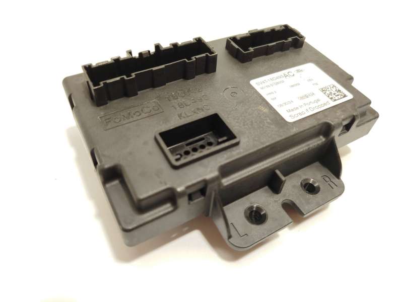 Recambio de modulo electronico para ford kuga iii (dfk) 2.5 duratec plug-in-hybrid referencia OEM IAM SV4T18D493AC 2720040 - Negro