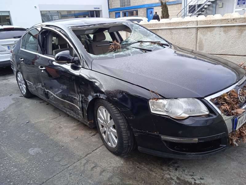 VOLKSWAGEN PASSAT BERLINA (3C2)