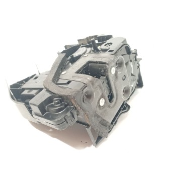 CERRADURA PUERTA TRASERA IZQUIERDA 825035881R 