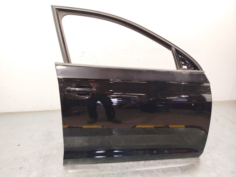 PUERTA DELANTERA DERECHA 5JA831052C 