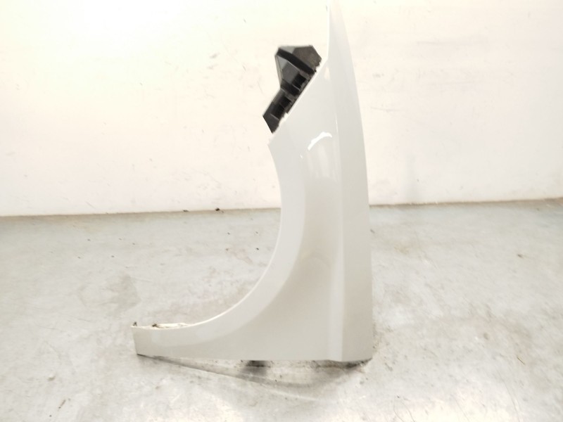 ALETA DELANTERA IZQUIERDA 5F0821021G 