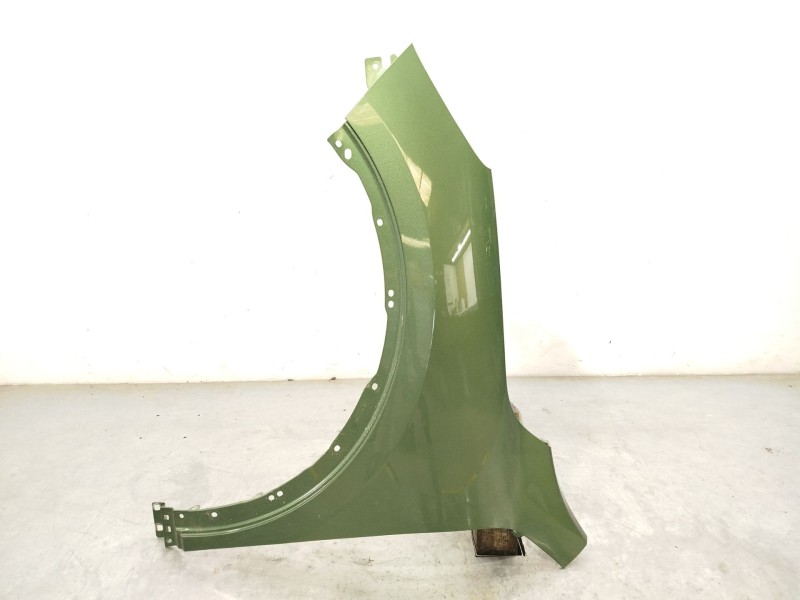 ALETA DELANTERA IZQUIERDA 2537943 LV4BS16006AH 