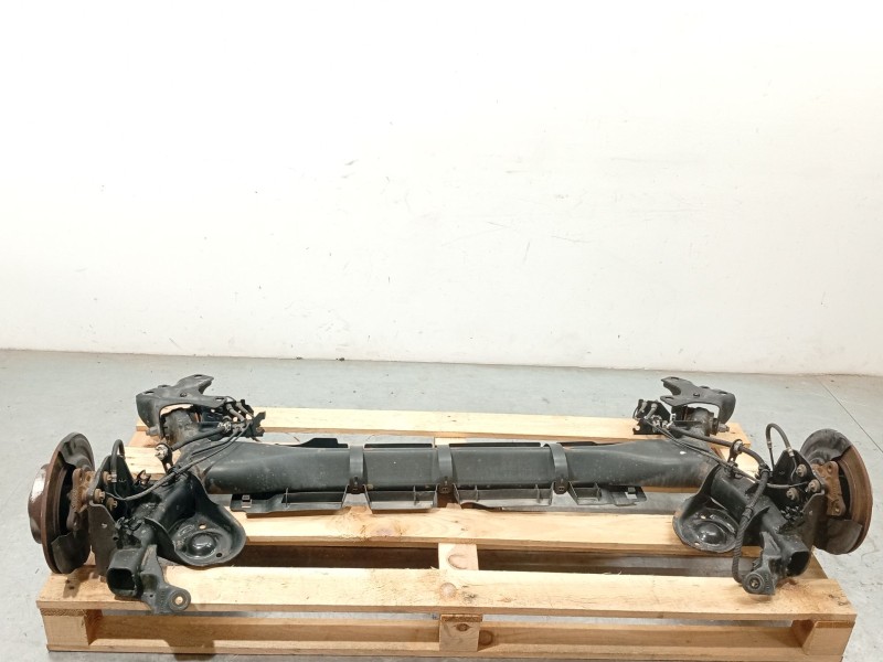 PUENTE TRASERO 555012262R 