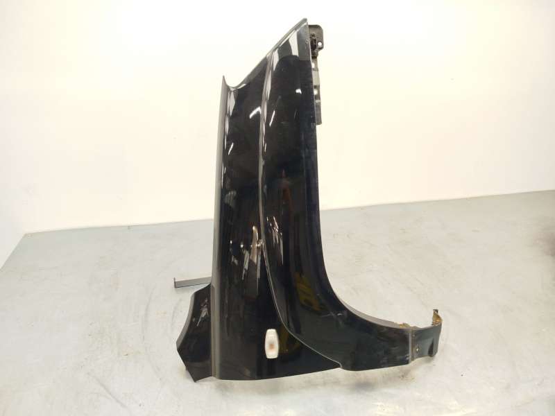 Recambio de aleta delantera derecha para kia sportage ii (je_, km_) 2.0 i 16v referencia OEM IAM 663211F130 2