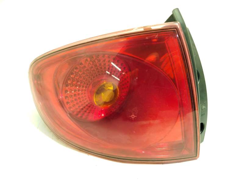 Recambio de piloto trasero izquierdo para seat altea (5p1) 1.9 tdi referencia OEM IAM 5P0945095E 5P0945111E - Rojo 2
