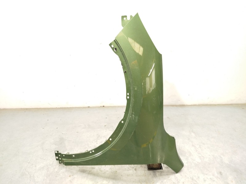 ALETA DELANTERA IZQUIERDA 2537943 LV4BS16006AH 