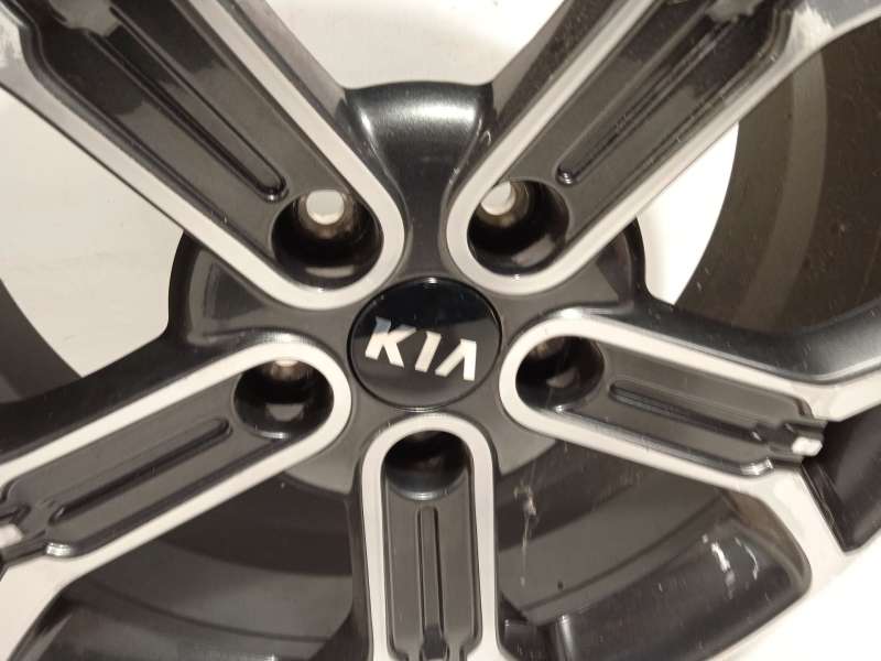 Recambio de llanta para kia xceed 1.4 tgdi cat referencia OEM IAM 52910J7800 4