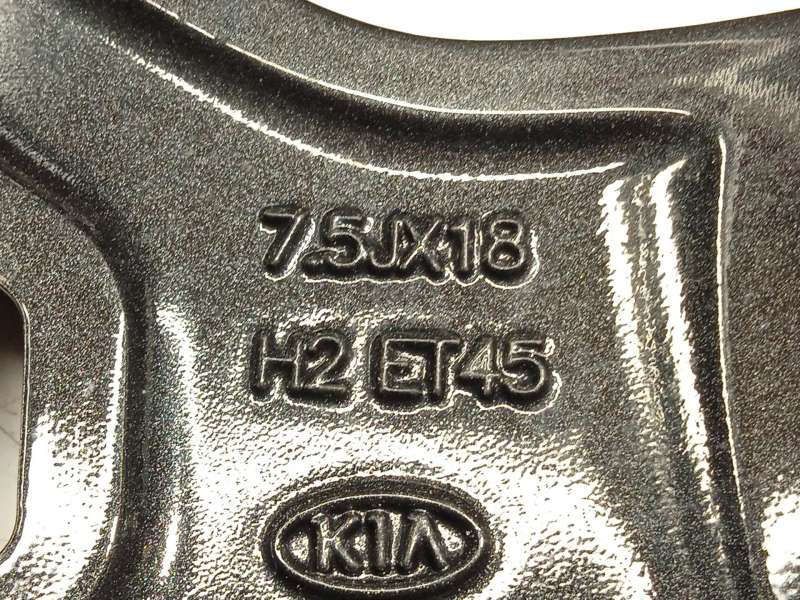 Recambio de llanta para kia xceed 1.4 tgdi cat referencia OEM IAM 52910J7800 8