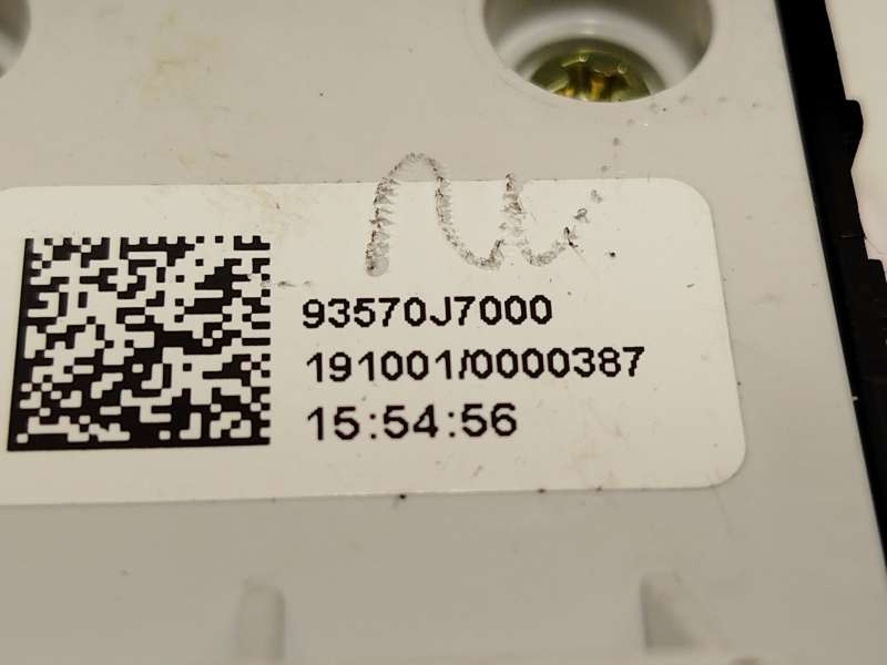 Recambio de mando elevalunas delantero izquierdo para kia xceed 1.4 tgdi cat referencia OEM IAM 93570J7000 5