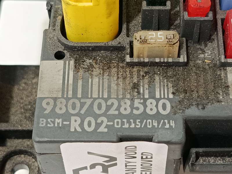 Recambio de caja reles / fusibles para peugeot 5008 (0u_, 0e_) 1.6 hdi referencia OEM IAM 9807028580 5