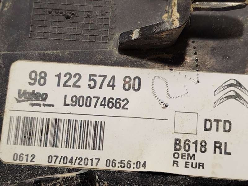 Recambio de piloto trasero derecho para citroën c3 iii (sx) 1.6 bluehdi 75 referencia OEM IAM 9812257480  90074662 - Plata 4