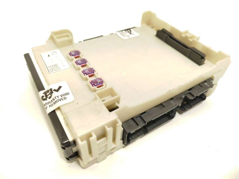 Recambio de caja reles / fusibles para toyota rav 4 v (_a5_, _h5_) 2.5 hybrid awd (axah54) referencia OEM IAM 8273042890 - Gris