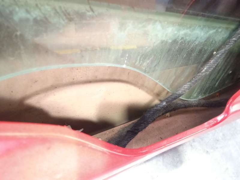 Recambio de puerta delantera izquierda para chevrolet cruze (j300) 2.0 cdi referencia OEM IAM 95987757 - Rojo 5