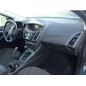 FORD FOCUS TURN.