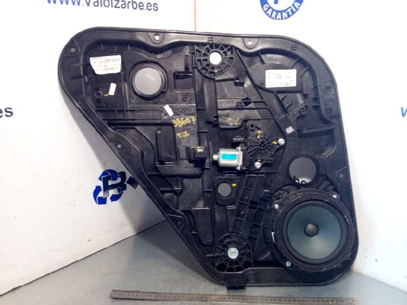ELEVALUNAS TRASERO IZQUIERDO 83470F1040 83450F1000