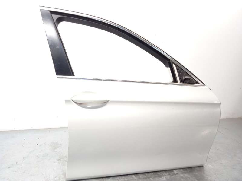 Recambio de puerta delantera derecha para bmw 5 touring (f11) 520 d referencia OEM IAM 41009628754 - Blanco 2
