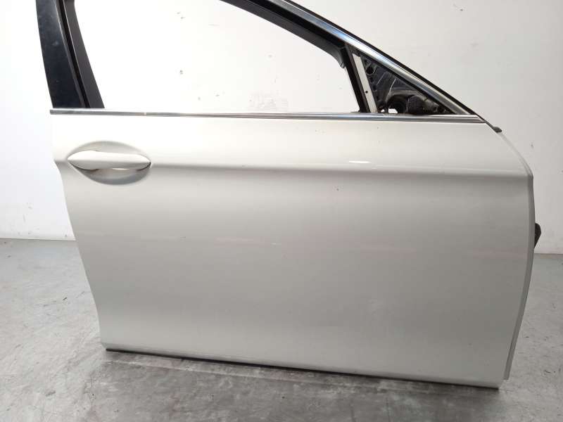 Recambio de puerta delantera derecha para bmw 5 touring (f11) 520 d referencia OEM IAM 41009628754 - Blanco 3
