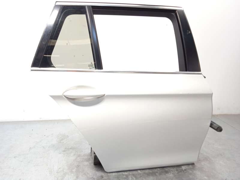 Recambio de puerta trasera derecha para bmw 5 touring (f11) 520 d referencia OEM IAM 41009628758 - Blanco 2