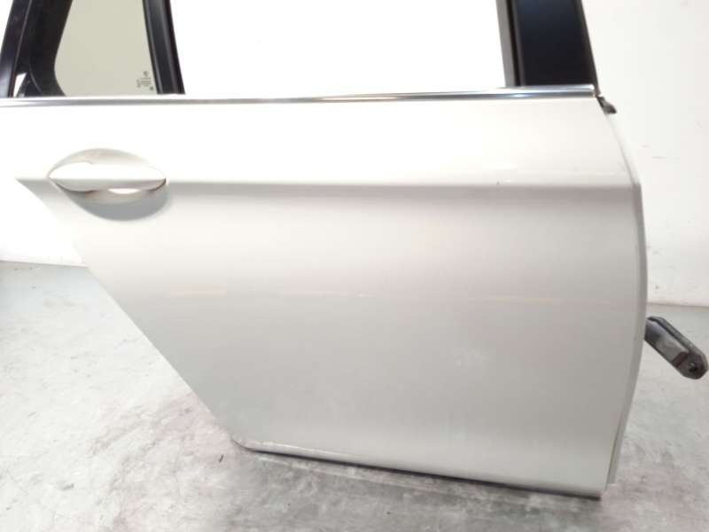 Recambio de puerta trasera derecha para bmw 5 touring (f11) 520 d referencia OEM IAM 41009628758 - Blanco 3