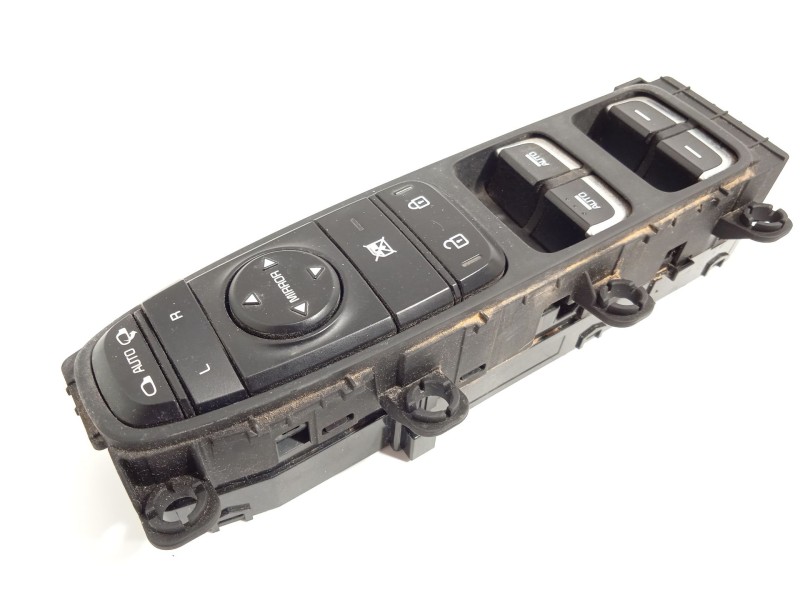 MANDO ELEVALUNAS DELANTERO IZQUIERDO 93570G5200 