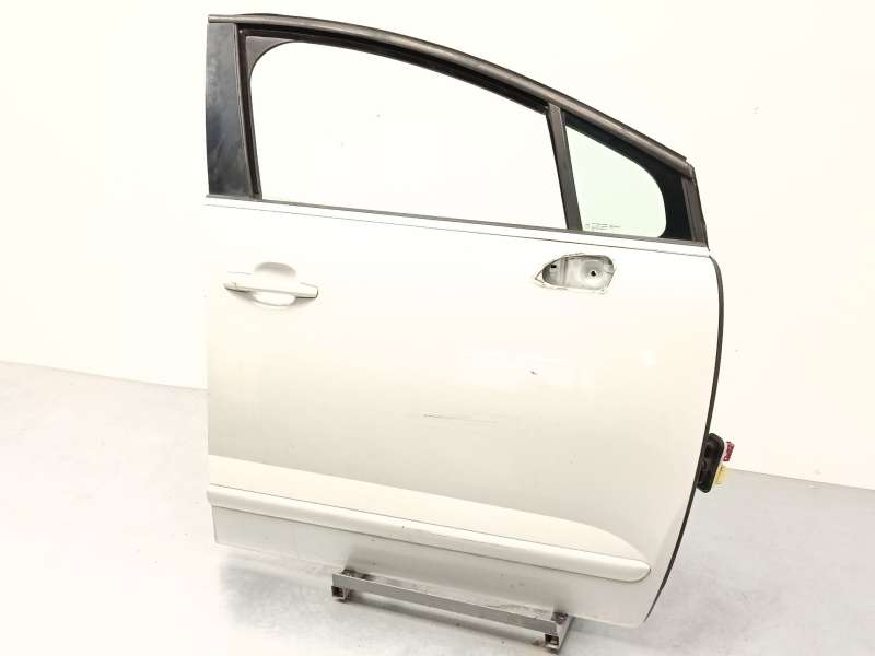 Recambio de puerta delantera derecha para peugeot 5008 (0u_, 0e_) 1.6 hdi referencia OEM IAM 9004AV 2