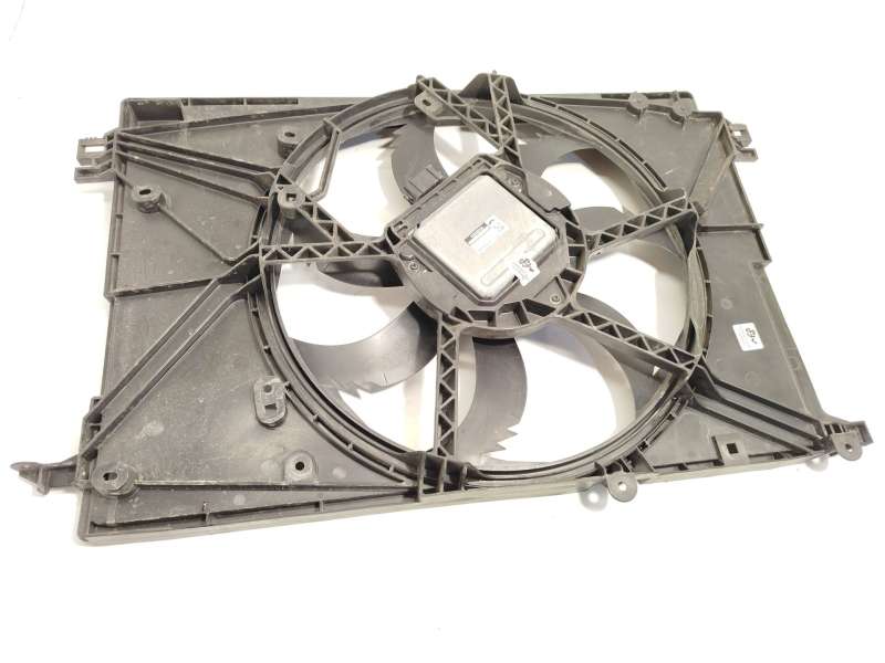 Recambio de electroventilador para toyota rav 4 v (_a5_, _h5_) 2.5 hybrid awd (axah54) referencia OEM IAM 1636025020 1636331500 - Gris