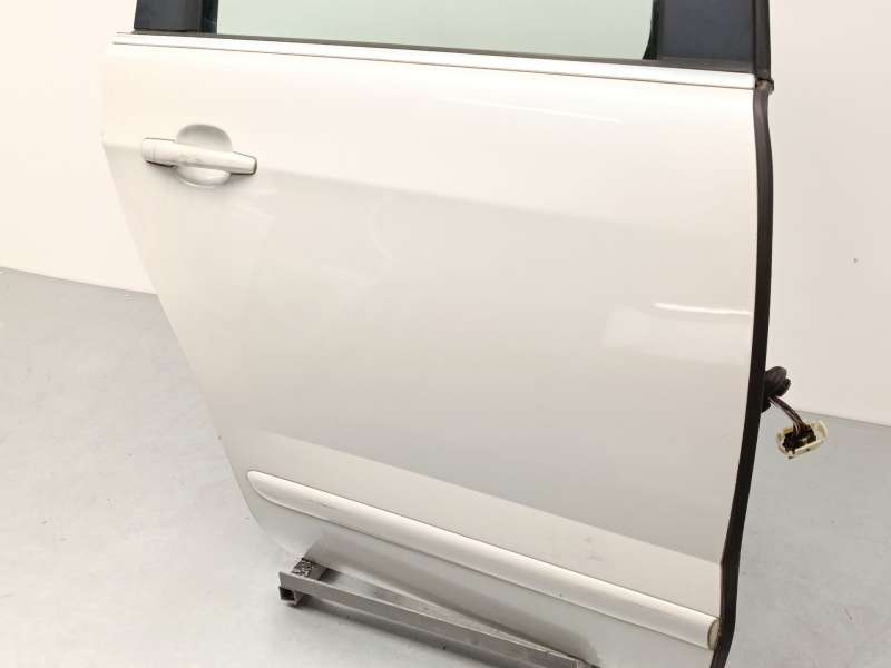 Recambio de puerta trasera derecha para peugeot 5008 (0u_, 0e_) 1.6 hdi referencia OEM IAM 9008X9 3