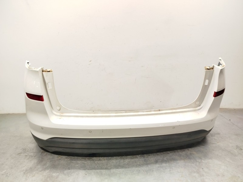 PARAGOLPES TRASERO 86640D7500 86612D7510 