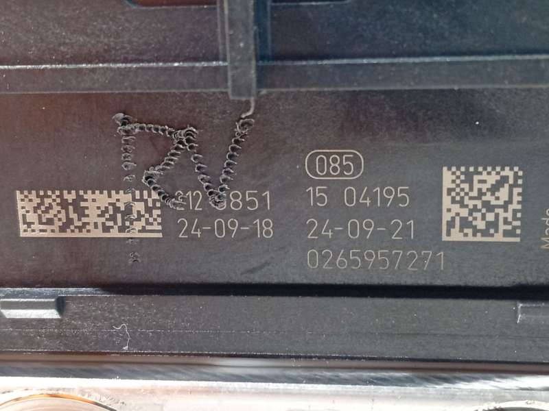 Recambio de abs para audi a1 sportback (gba) 30 tfsi referencia OEM IAM 2Q0614517DB 0265311003 0265957271 - Rojo 7