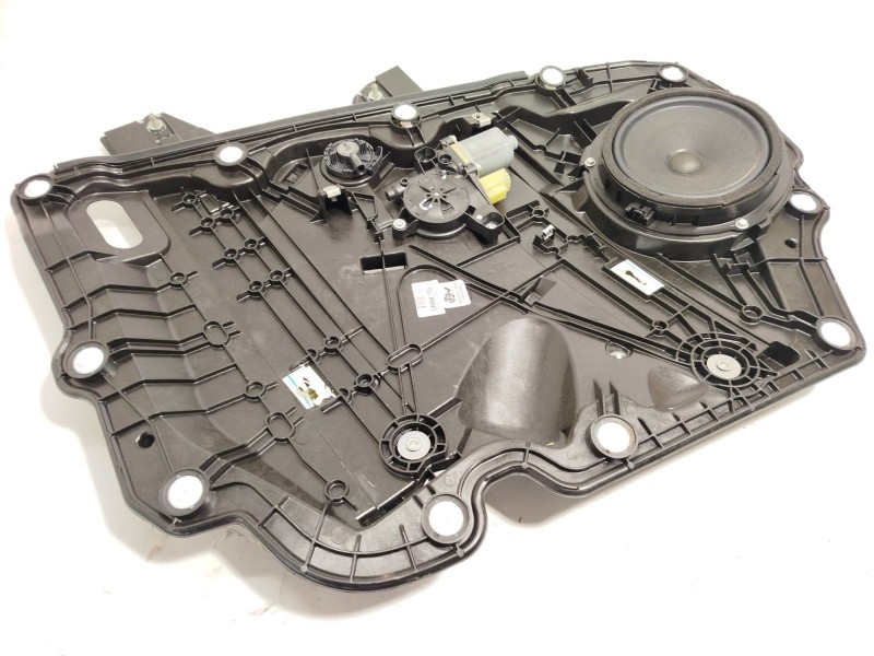 ELEVALUNAS DELANTERO IZQUIERDO LV4BS23201CB 2682154 0130822088