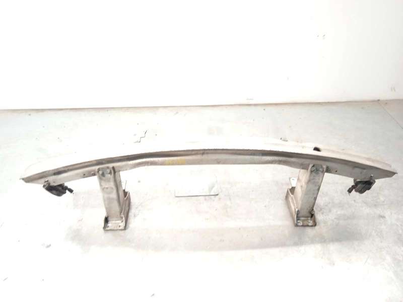 Recambio de refuerzo paragolpes delantero para bmw x3 (e83) 2.0d referencia OEM IAM 51113439780 2