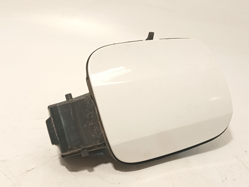 TAPA EXTERIOR COMBUSTIBLE 9818229080 